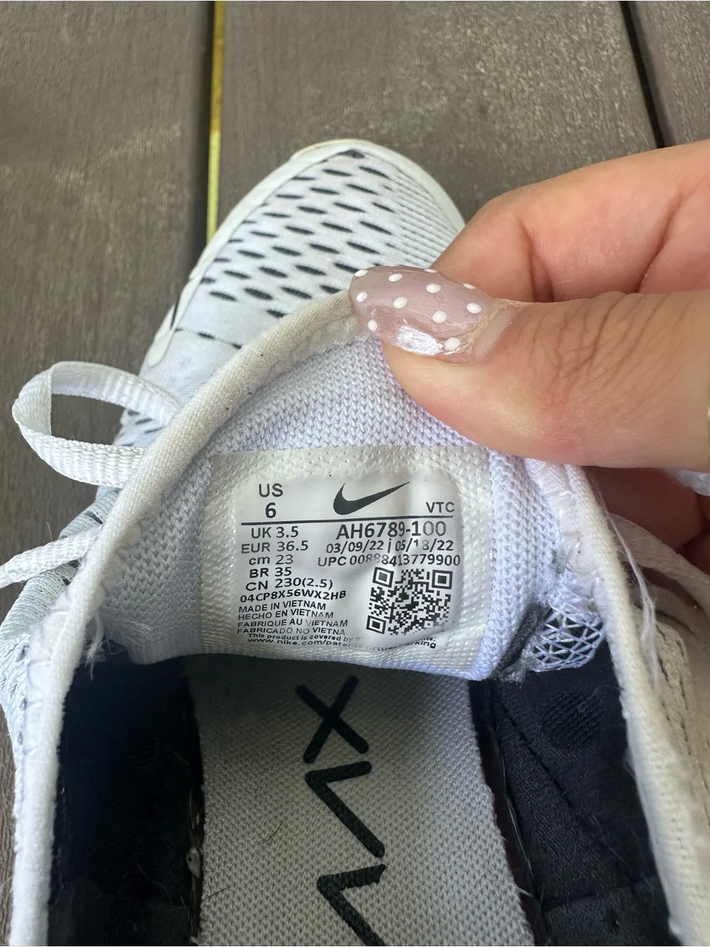 Nike Air Max 270 White/Black Women’s Athletic Shoes